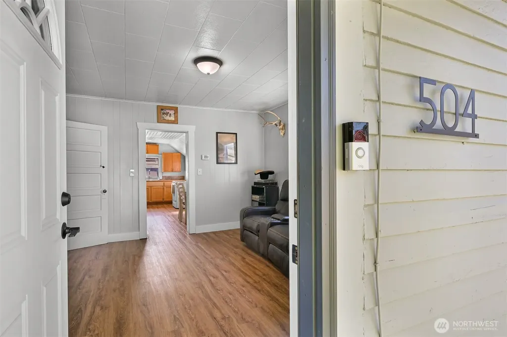 504 W 1st Street Nooksack WA 98276