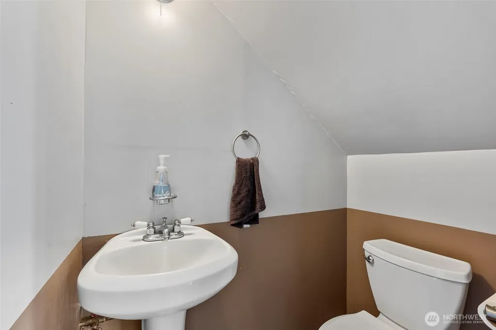 206 Fawnhill Drive Salkum WA 98582