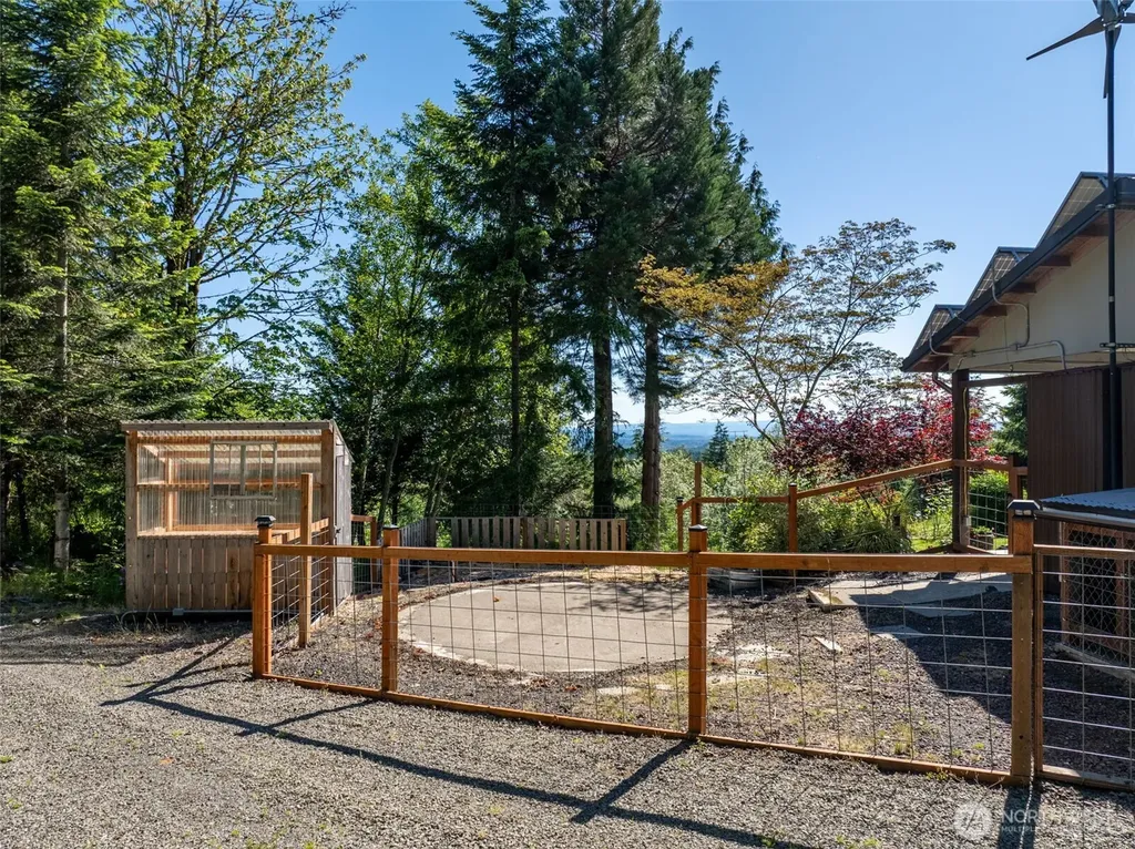 206 Fawnhill Drive Salkum WA 98582