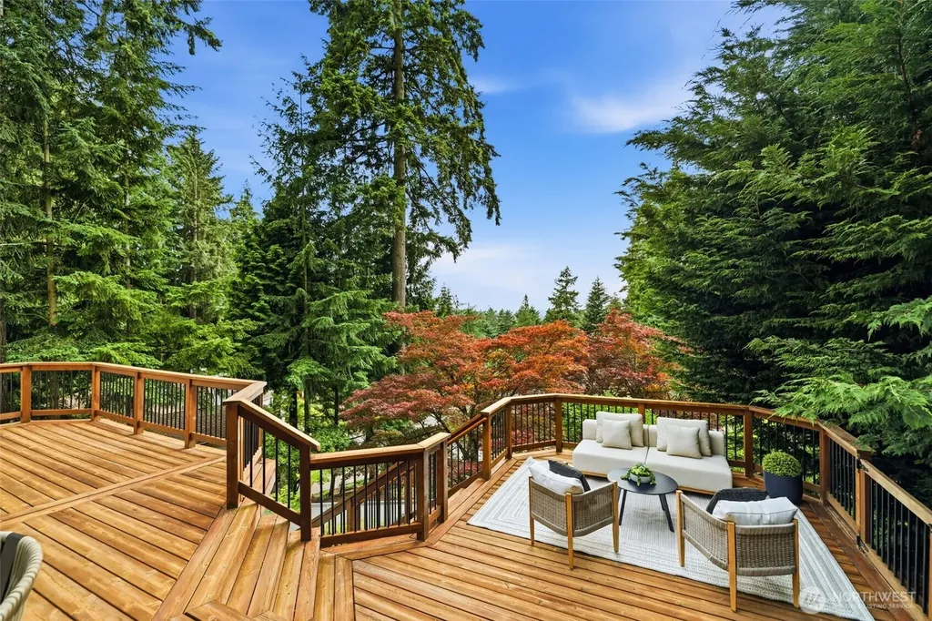 11113 NE 38th Place Bellevue WA 98004
