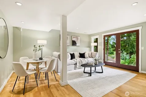 11113 NE 38th Place Bellevue WA 98004