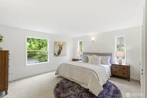 511 W Highland Drive Seattle WA 98119