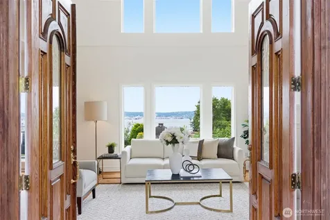 511 W Highland Drive Seattle WA 98119