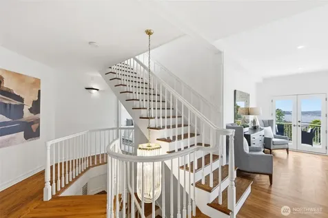 511 W Highland Drive Seattle WA 98119