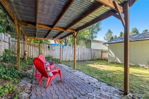 2932 E Fir Street Mount Vernon WA 98273