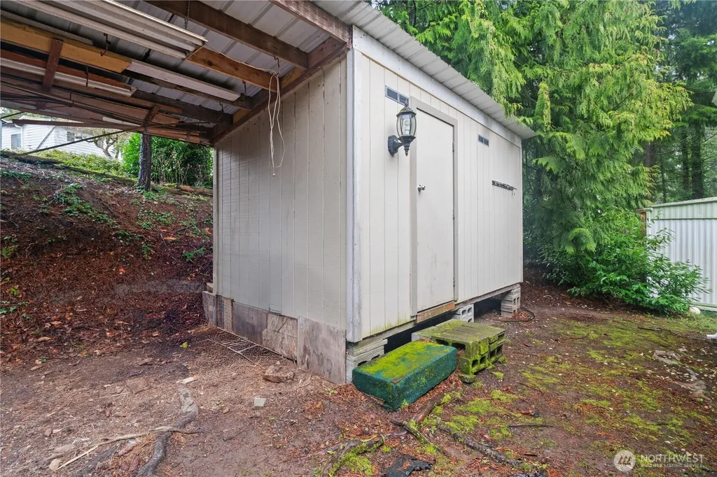2284 Yew Street Road Bellingham WA 98229