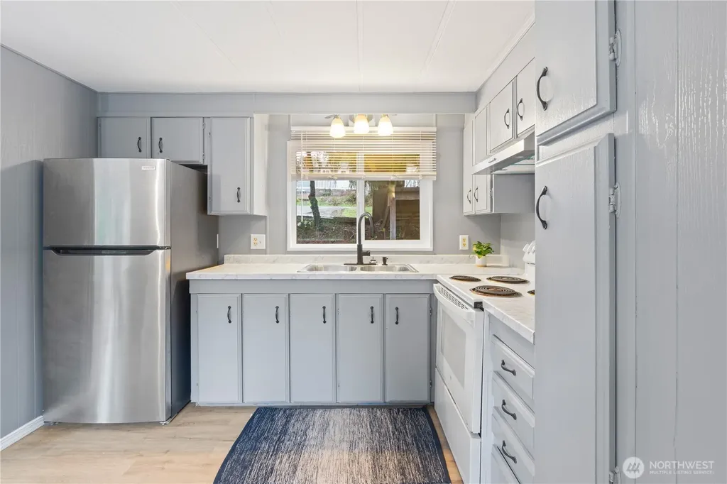 2284 Yew Street Road Bellingham WA 98229