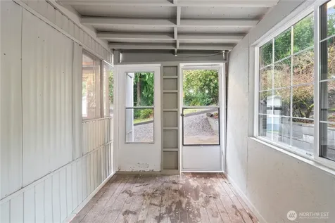 2284 Yew Street Road Bellingham WA 98229