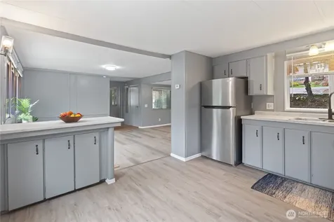 2284 Yew Street Road Bellingham WA 98229