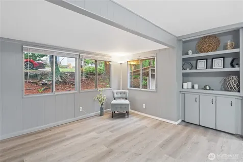 2284 Yew Street Road Bellingham WA 98229