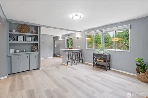2284 Yew Street Road Bellingham WA 98229