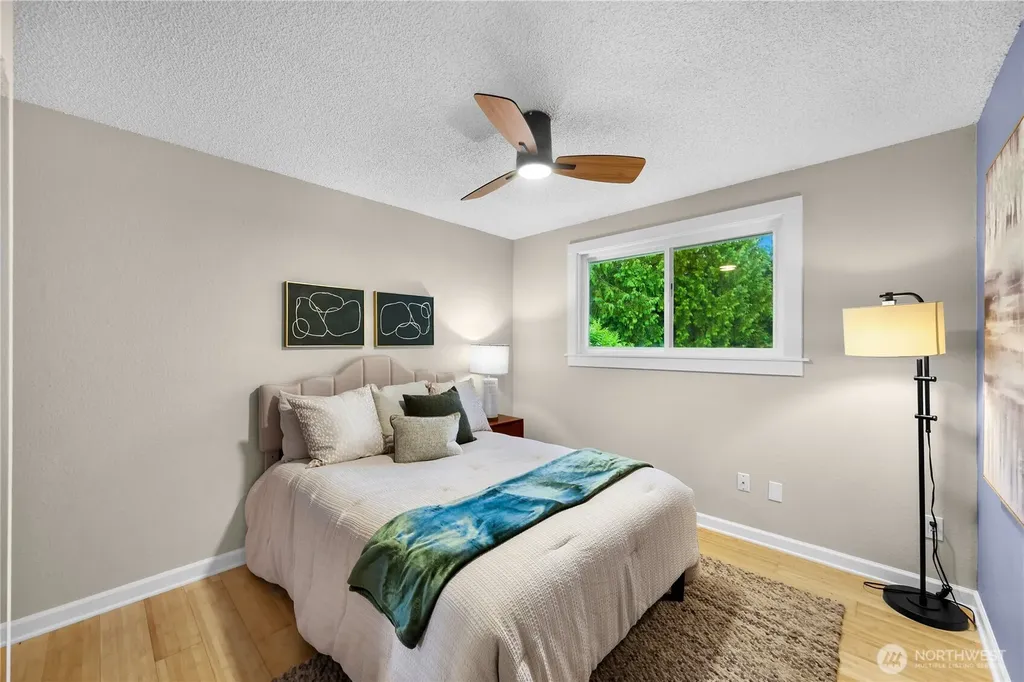 11126 159th Avenue NE Redmond WA 98052