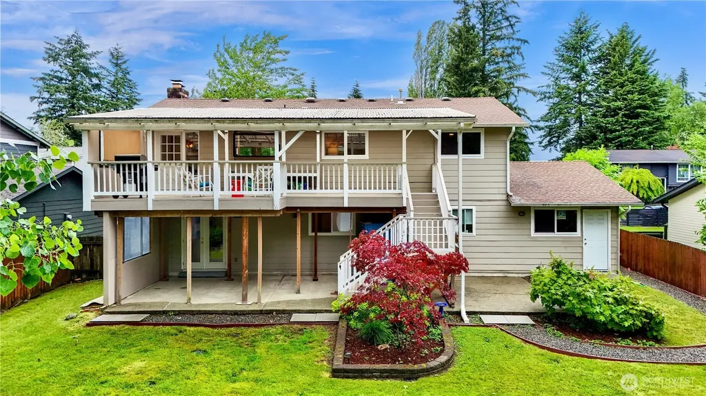 11126 159th Avenue NE Redmond WA 98052