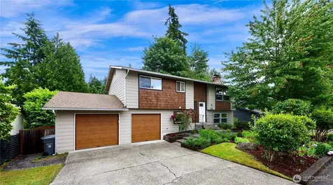 11126 159th Avenue NE Redmond WA 98052
