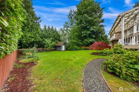 11126 159th Avenue NE Redmond WA 98052