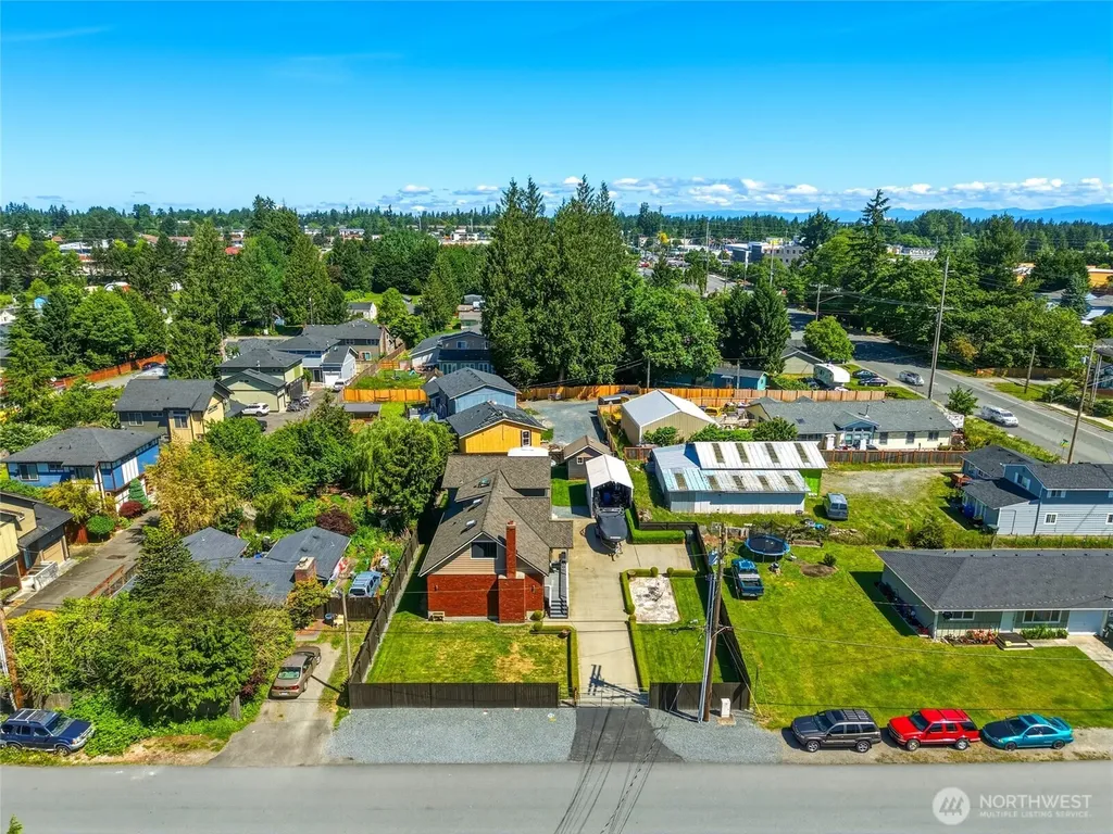 423 106th Place SW Everett WA 98204
