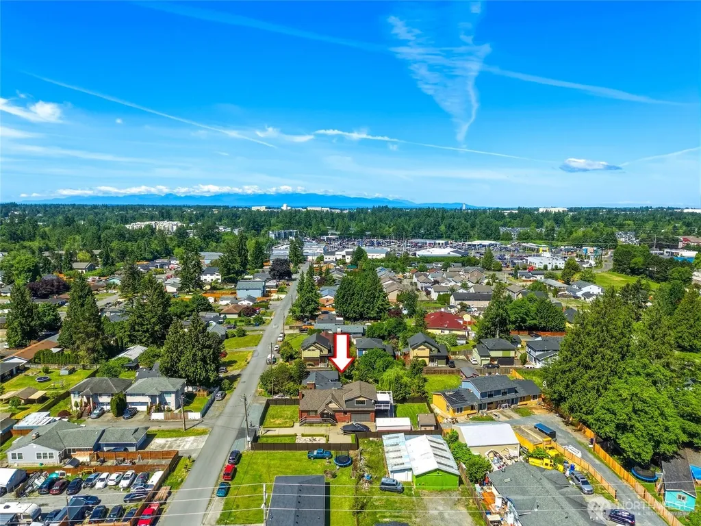 423 106th Place SW Everett WA 98204