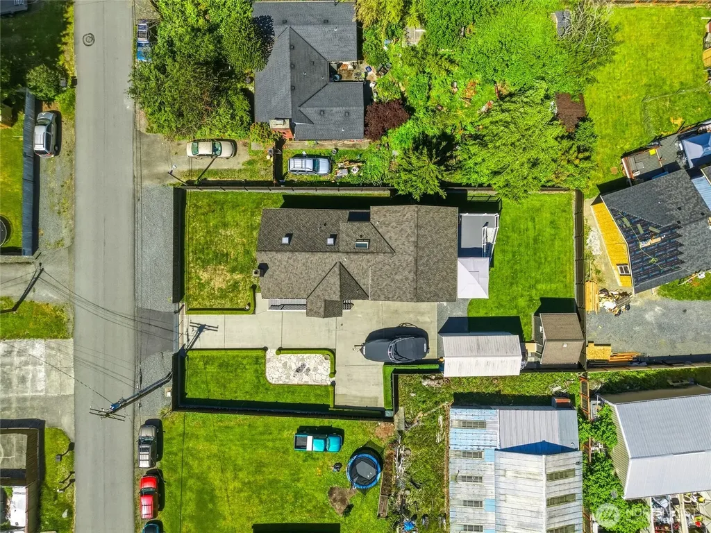 423 106th Place SW Everett WA 98204