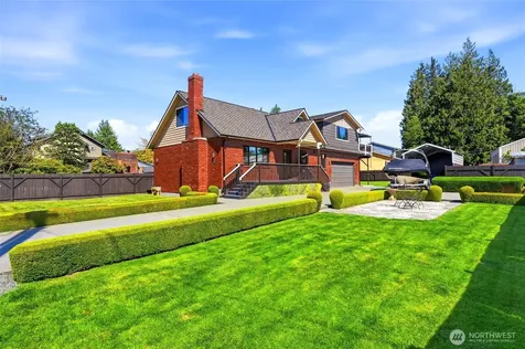 423 106th Place SW Everett WA 98204