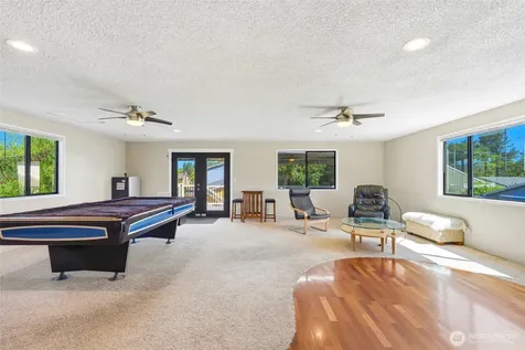 423 106th Place SW Everett WA 98204