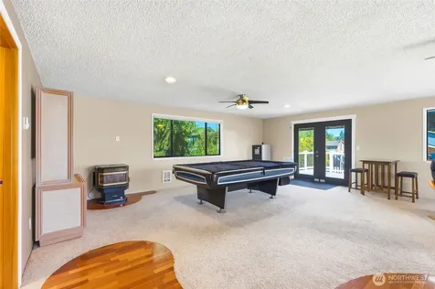 423 106th Place SW Everett WA 98204