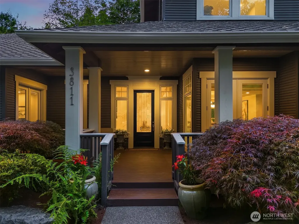 3811 97th Avenue NE Kirkland WA 98033
