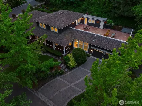 3811 97th Avenue NE Kirkland WA 98033