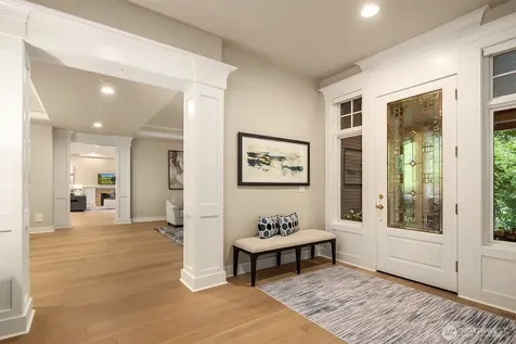3811 97th Avenue NE Kirkland WA 98033