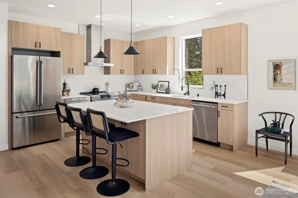 334 NE 90th Street Seattle WA 98115