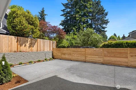 334 NE 90th Street Seattle WA 98115