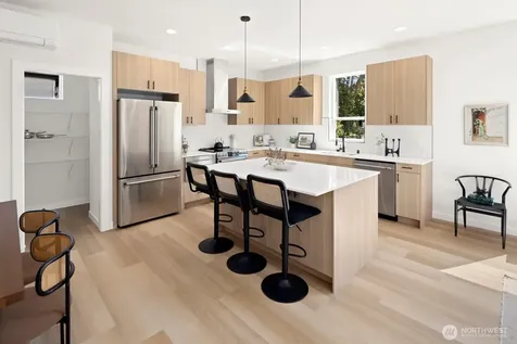 334 NE 90th Street Seattle WA 98115