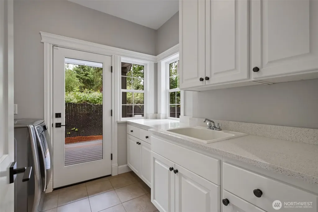 12815 SE Rivercrest Drive Vancouver WA 98683