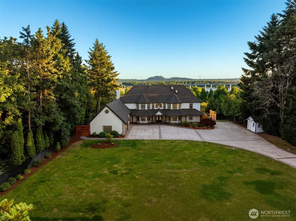 12815 SE Rivercrest Drive Vancouver WA 98683