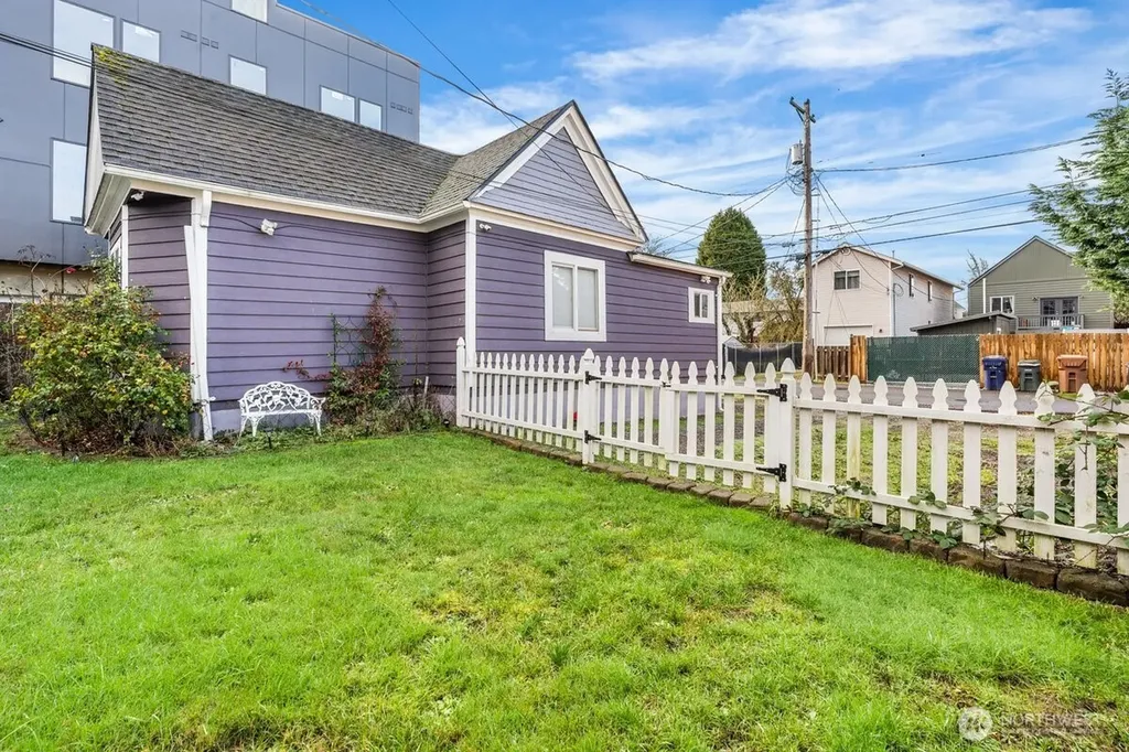 1916 Martin Luther King Jr Way Tacoma WA 98405