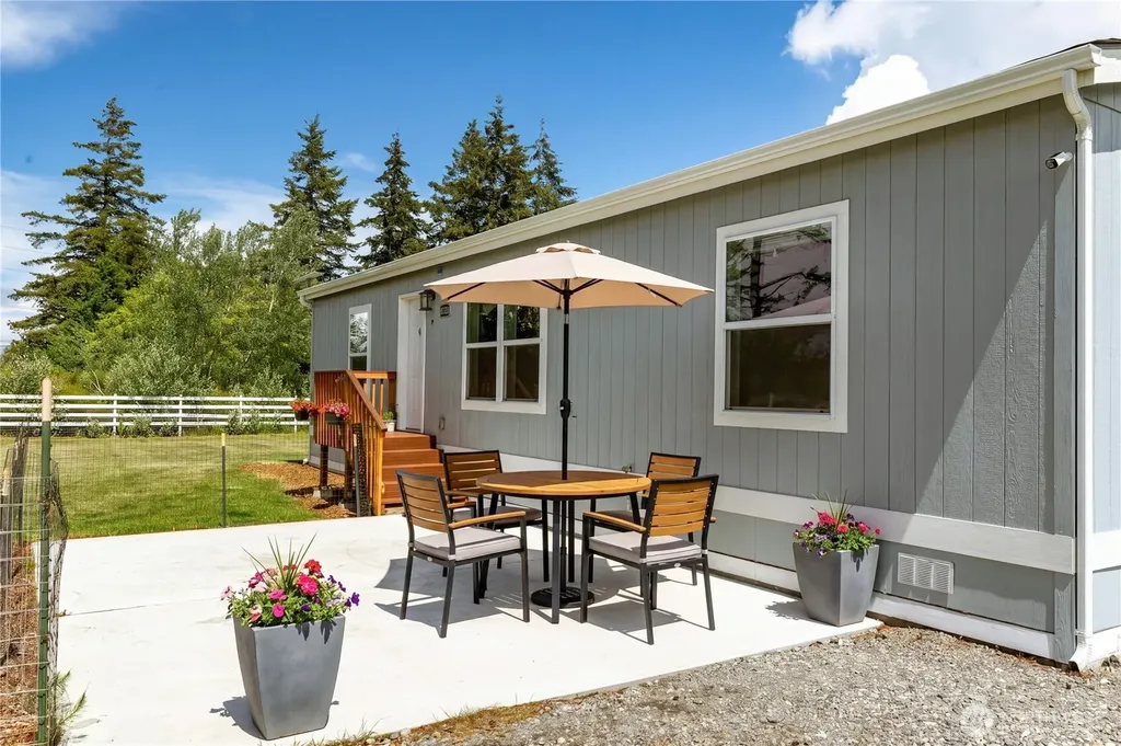 28510 Sr 20 Oak Harbor WA 98277