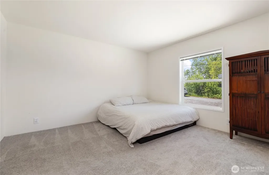 28510 Sr 20 Oak Harbor WA 98277