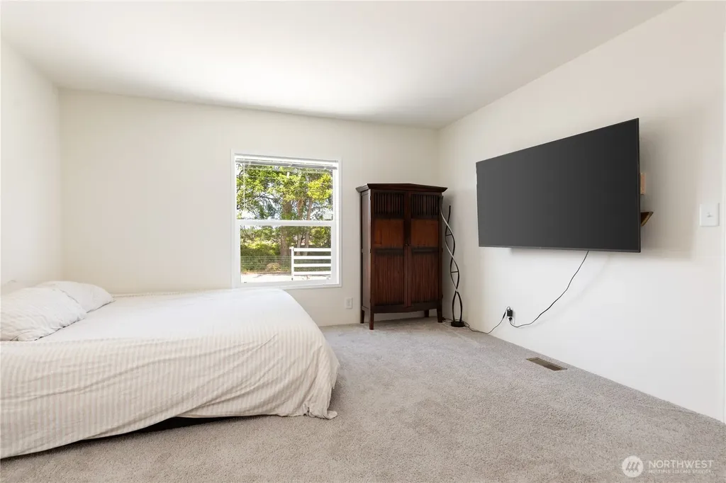 28510 Sr 20 Oak Harbor WA 98277
