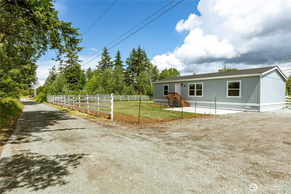 28510 Sr 20 Oak Harbor WA 98277