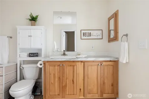28510 Sr 20 Oak Harbor WA 98277