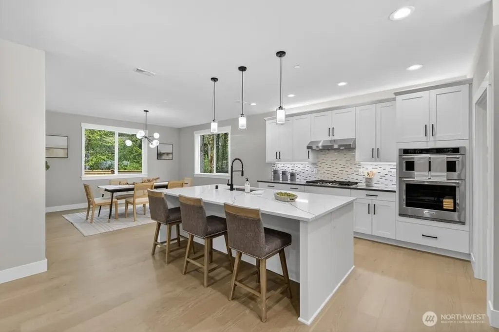 15002 75th Avenue NE Kenmore WA 98028