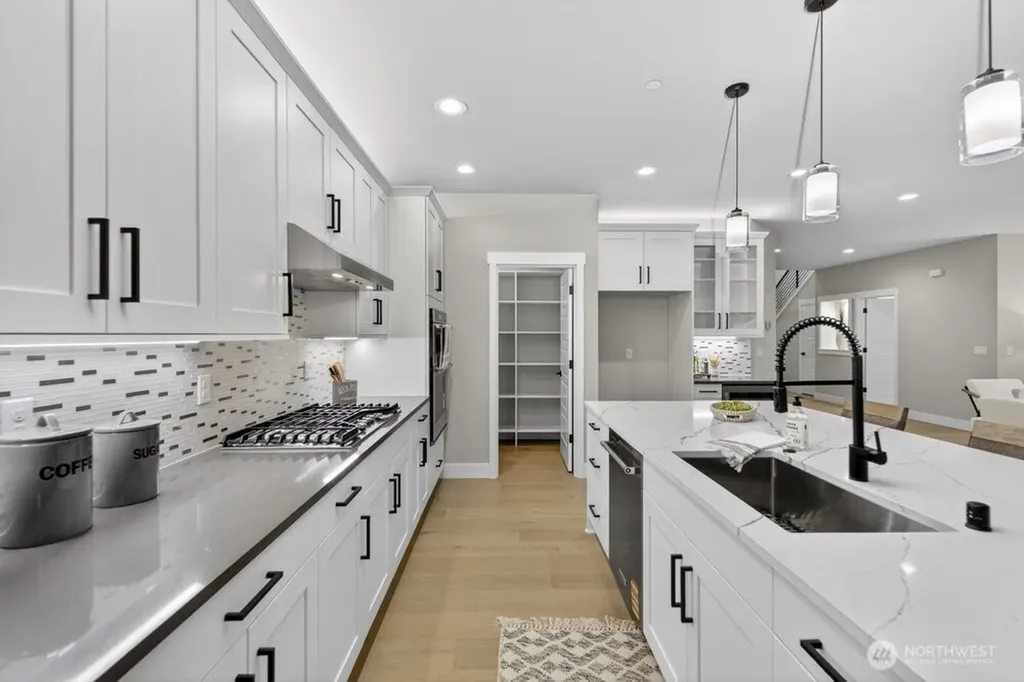 15002 75th Avenue NE Kenmore WA 98028