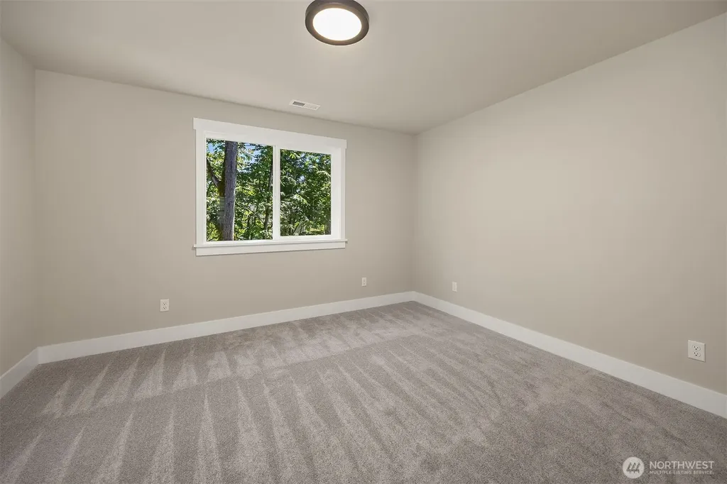 15002 75th Avenue NE Kenmore WA 98028