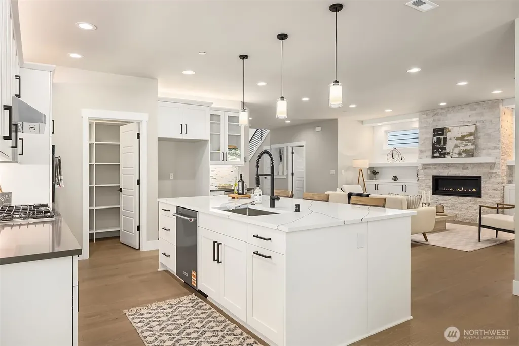 15002 75th Avenue NE Kenmore WA 98028