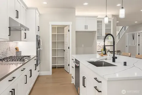 15002 75th Avenue NE Kenmore WA 98028