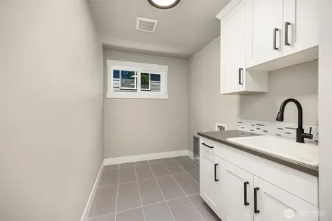 15002 75th Avenue NE Kenmore WA 98028