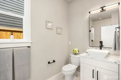 15002 75th Avenue NE Kenmore WA 98028