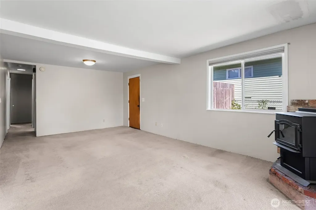 2432 NE Franklin Street Bremerton WA 98310