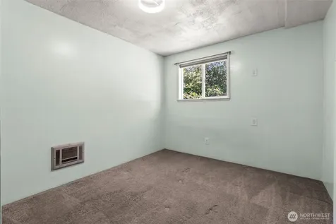 2432 NE Franklin Street Bremerton WA 98310