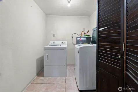 2432 NE Franklin Street Bremerton WA 98310