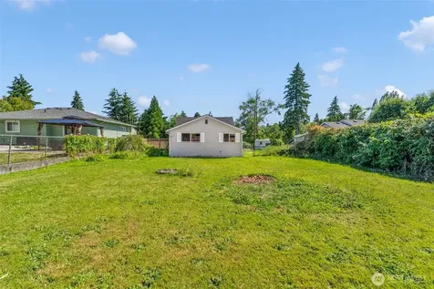 2432 NE Franklin Street Bremerton WA 98310
